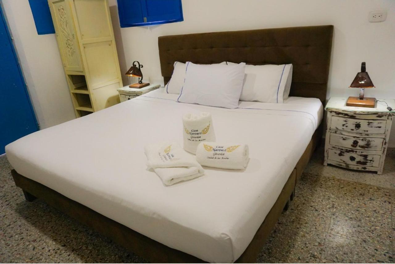 Hotel Casa Narvaez Girardot Eksteriør bilde